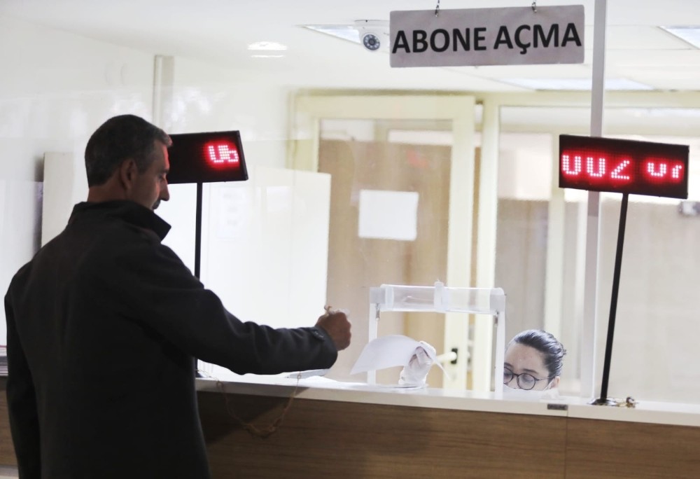 Aydın Büyükşehir Belediyesi veznelerine Korona virüs önlemi 