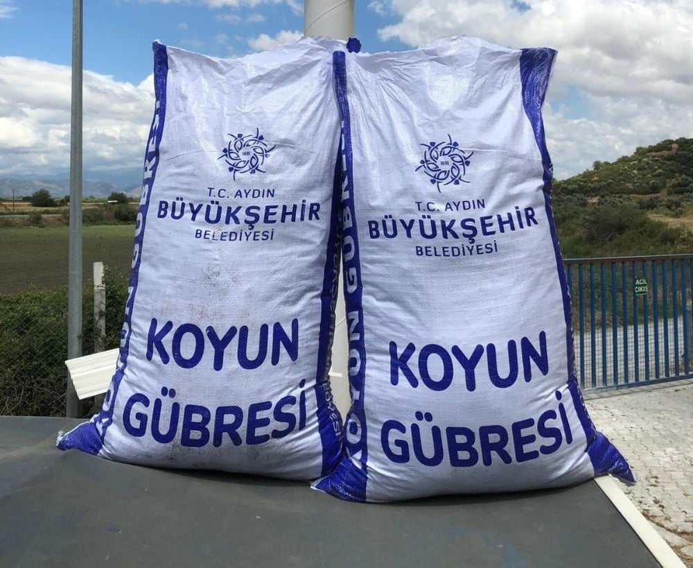 Aydın Büyükşehir doğal gübre üretimi için gübre alımına başladı 