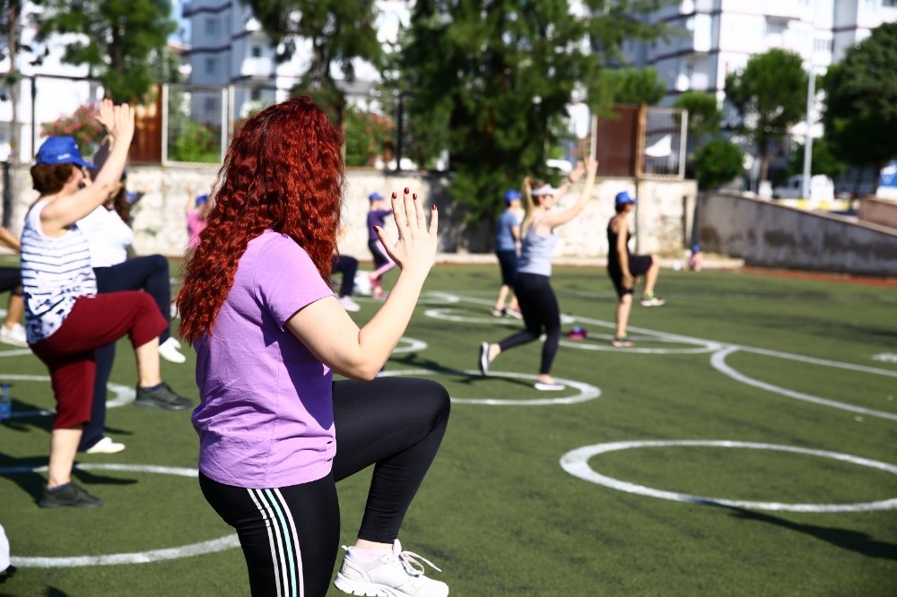 Aydın Büyükşehir, Efeler’de sabah sporu düzenliyor 