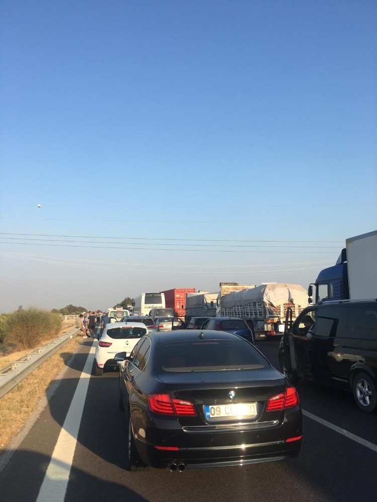 Aydın-İzmir otobanı çift yönlü ulaşıma kapandı 