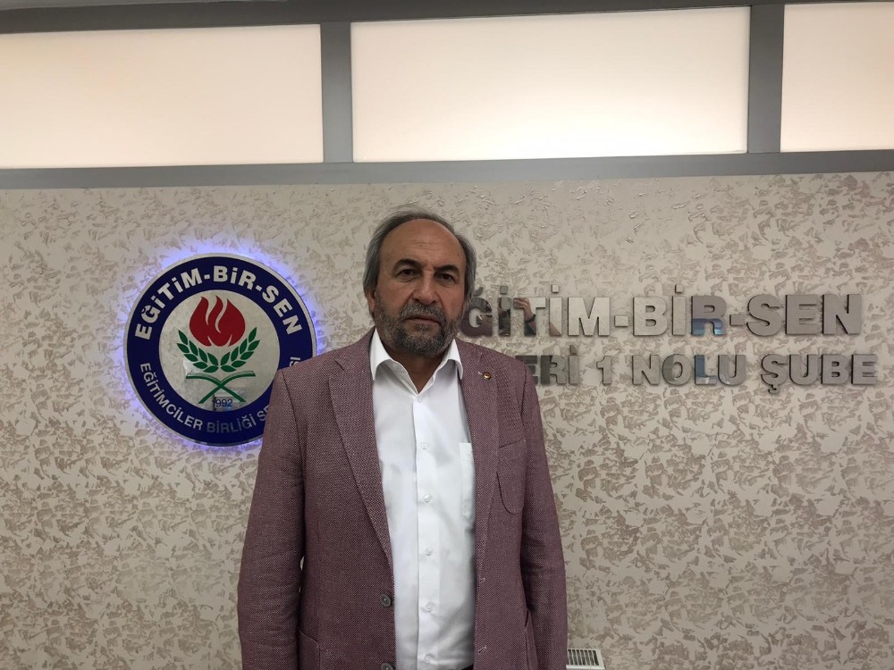 Aydın Kalkan: “Üniversiteler yeni mezunlardan Şubat 2021’e kadar diploma istemeyecek” 