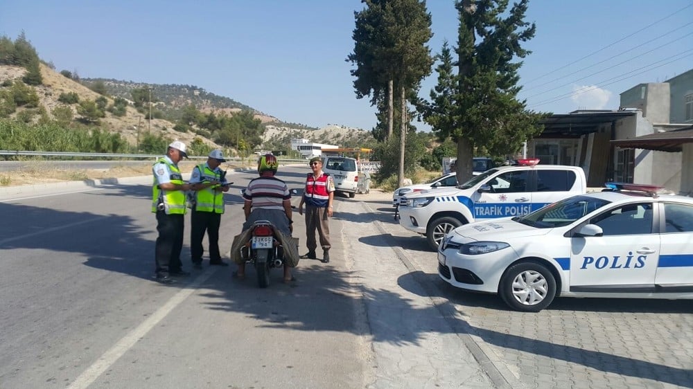 Aydın polisi vatandaşın huzur için bayramda görevi başında olacak 