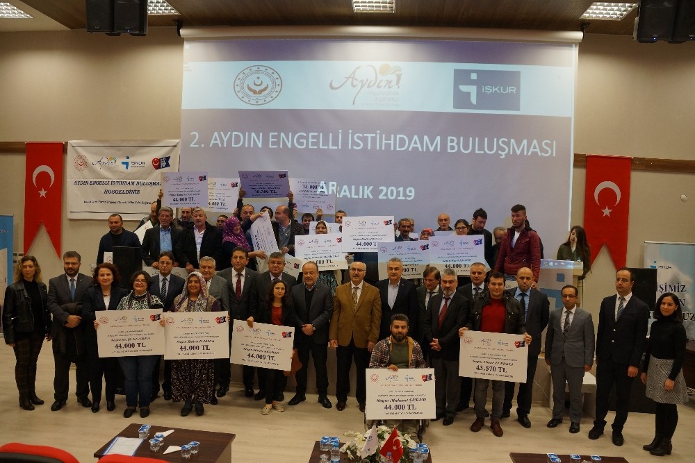 Aydın’da 26 engelli ve eski hükümlüye hibe çekleri teslim edildi 