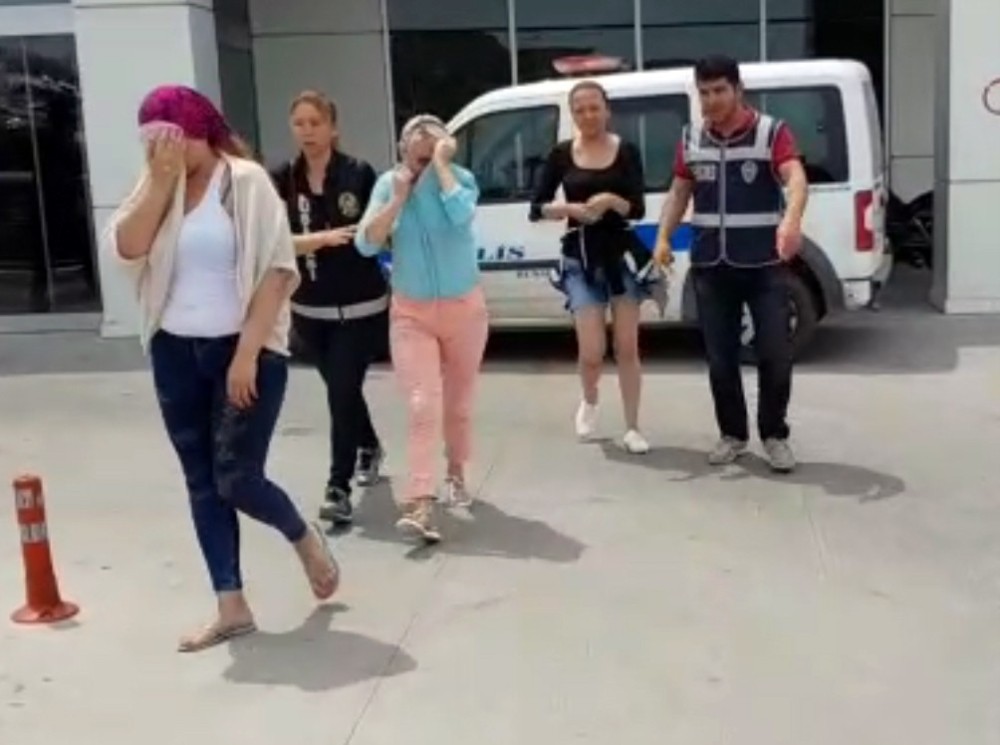 Aydın’da dev fuhuş operasyonu; 111 kişiye işlem yapıldı 