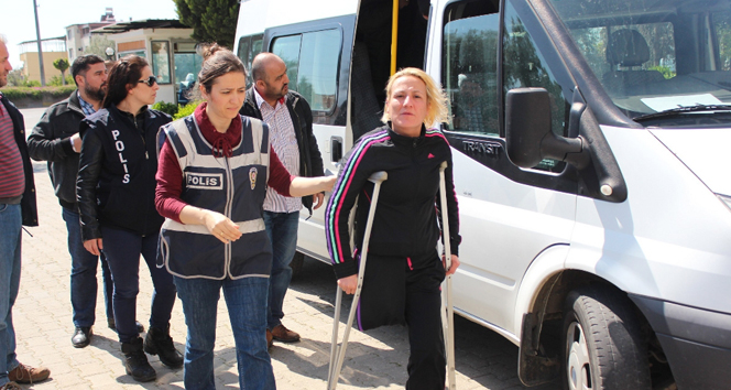 Aydın'da 'Engelli' kadın taciri yakalandı