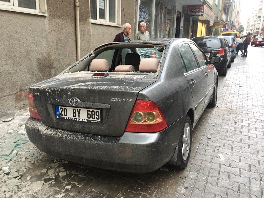 Aydın’da eski evler tehlike saçıyor 