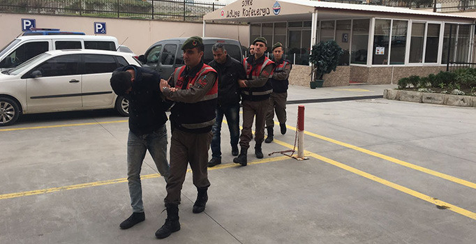 Aydın'da göçmen kaçakçılığı operasyonu: 3 gözaltı