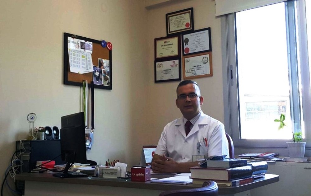 Aydın’da ilk defa el bileği atardamarından koroner ve renal anjiyografi yapıldı 