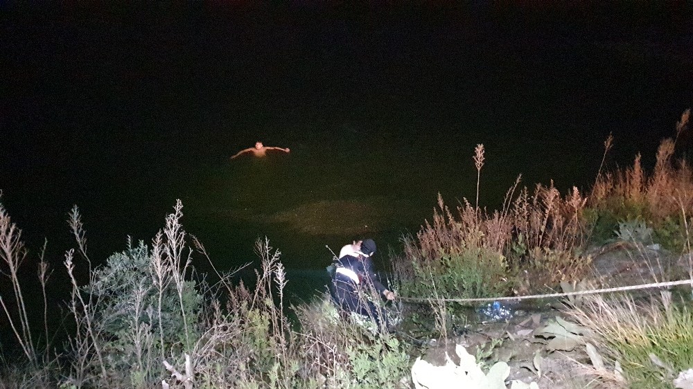 Aydın’da otomobil baraj göletine uçtu: 1 kişi kayıp 