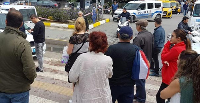 Aydın'da polis ekiplerini alarma geçiren şüpheli çantadan kıyafet çıktı
