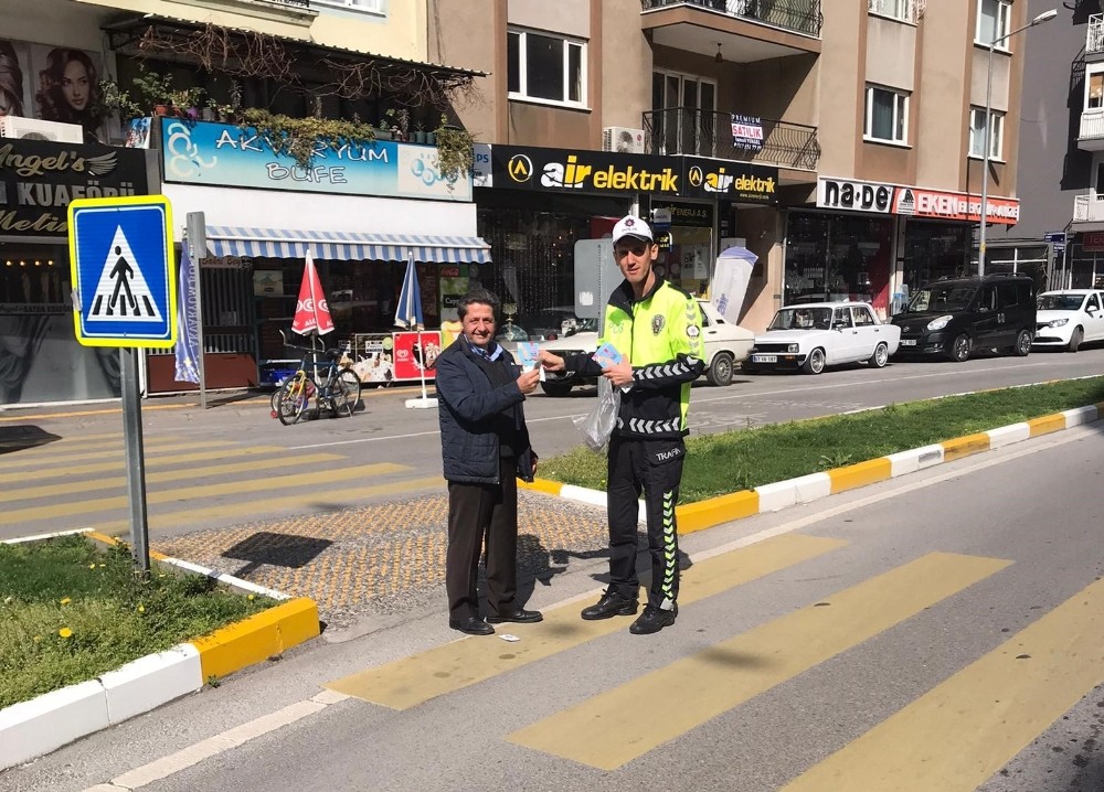 Aydın’da ‘yaya öncelikli trafik’ bilgilendirmeleri devam ediyor 