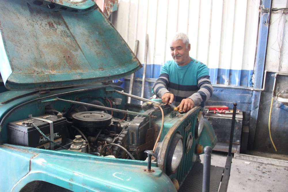 Aydın’ın dağ köylerinde çiftçiler ciplerden vazgeçmiyor 