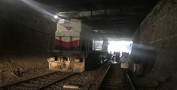Aydın'ın Efeler ilçesinde tren raydan çıktı, seferler durdu