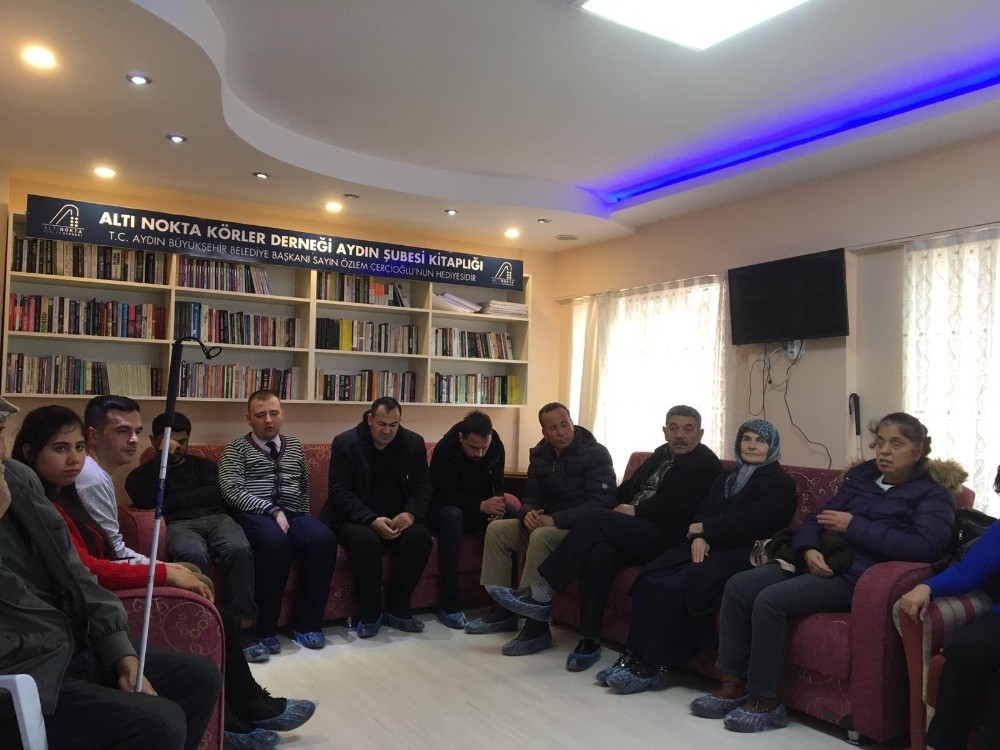 Aydınlı görme engellilerden zorunlu göz muayenesi talebi 