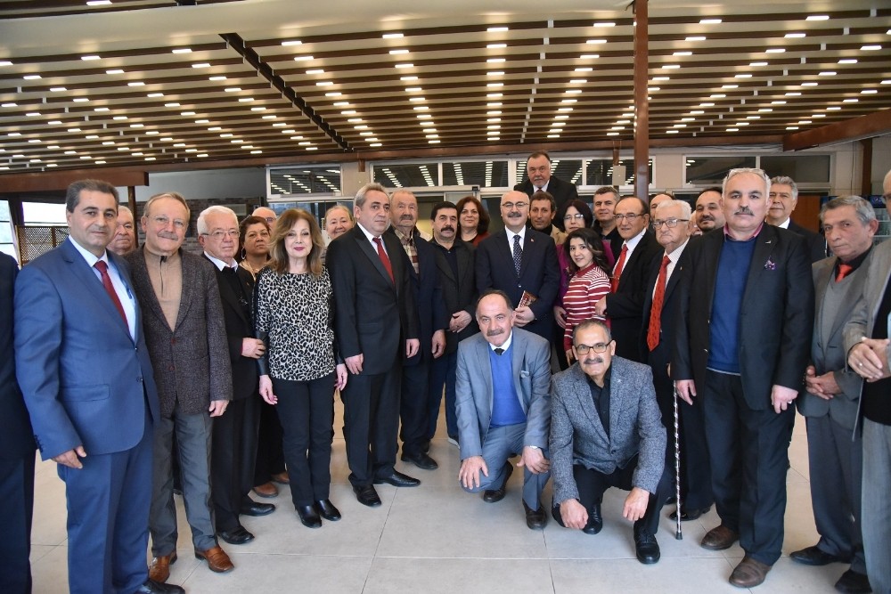 Aydınlı şair ve yazarlar Vali Köşger’i ağırladı 