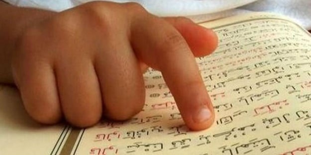 Ayete hadise düşmanlıkları bitmiyor! Eğitim Sen'den dinsiz öğrenci çıkışı