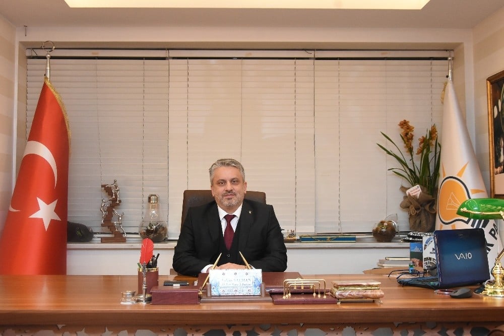 Ayhan Salman: 