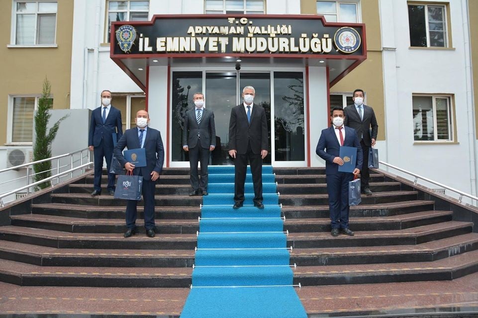 Ayın polisleri ödüllendirildi 