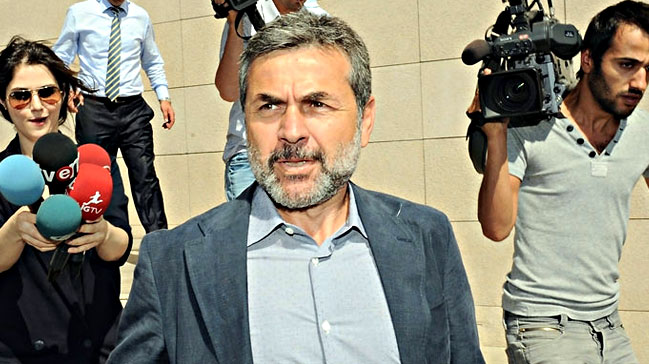 Aykut Kocaman apar topar İstanbul'a geldi!