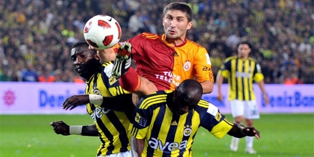 Aykut Kocaman'ın odasında Sabri posteri