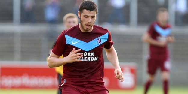 Aykut Akgün kiralık gitti