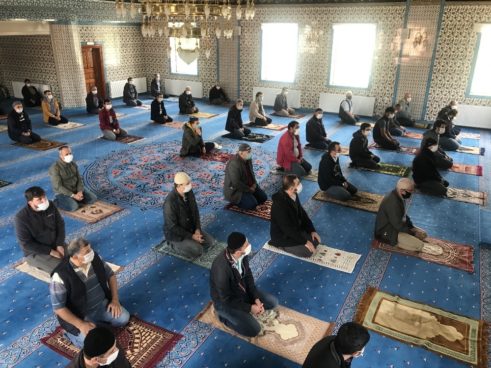 Aylar sonra camilerde buluşmanın mutluluğunu yaşadılar 