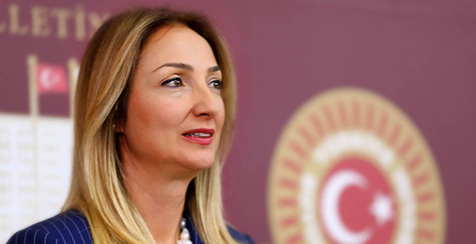 Aylin Nazlıaka'ya 'kaçak su' cezası