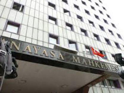 AYM’den Baro’ya yetki kısıtlaması