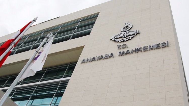 AYM'ye neşter hazırlığı!