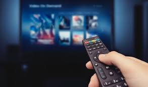 Aynı dizileri tekrar tekrar izleyenler dikkat! Yalnızlık çekiyor olabilirsiniz