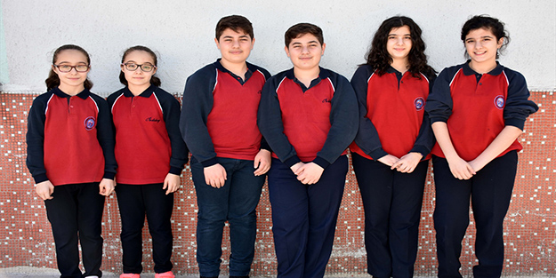 Aynı okulda 19 ikiz, 2 üçüz