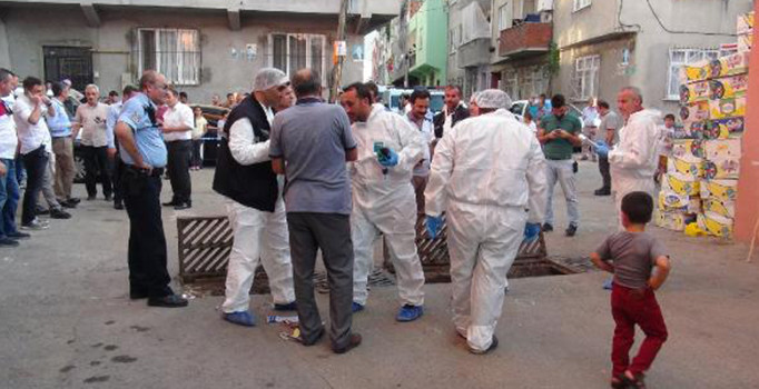 Ayrıldığı eşinin evinin önünde kendi yaptığı bombayı patlattı