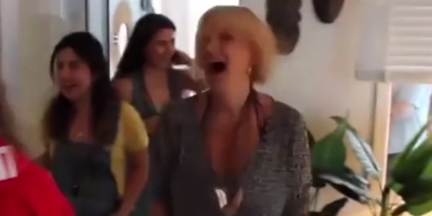 Ayşe Arman'ın 'bu kadar da olmaz' dedirten sahteliği!