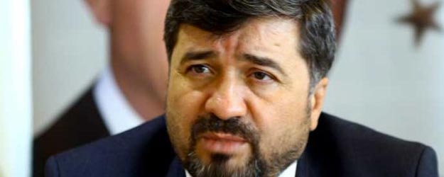 Aytekin Şenlikoğlu kimdir?
