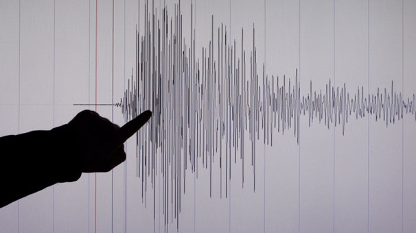 Ayvacık açıklarında 3.9 büyüklüğünde deprem meydana geldi