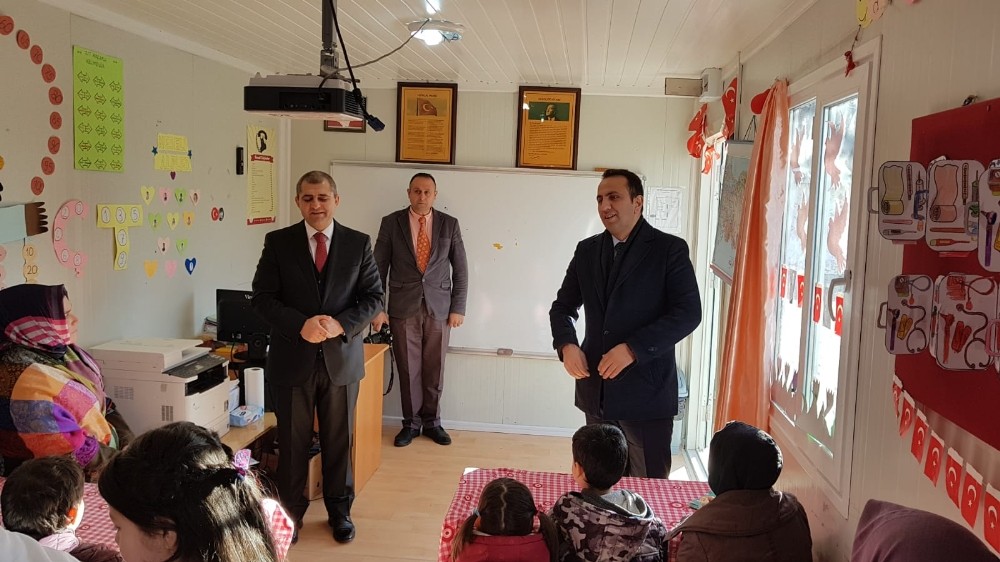Ayvacık’ta 4 bin 16 öğrenci karne aldı 
