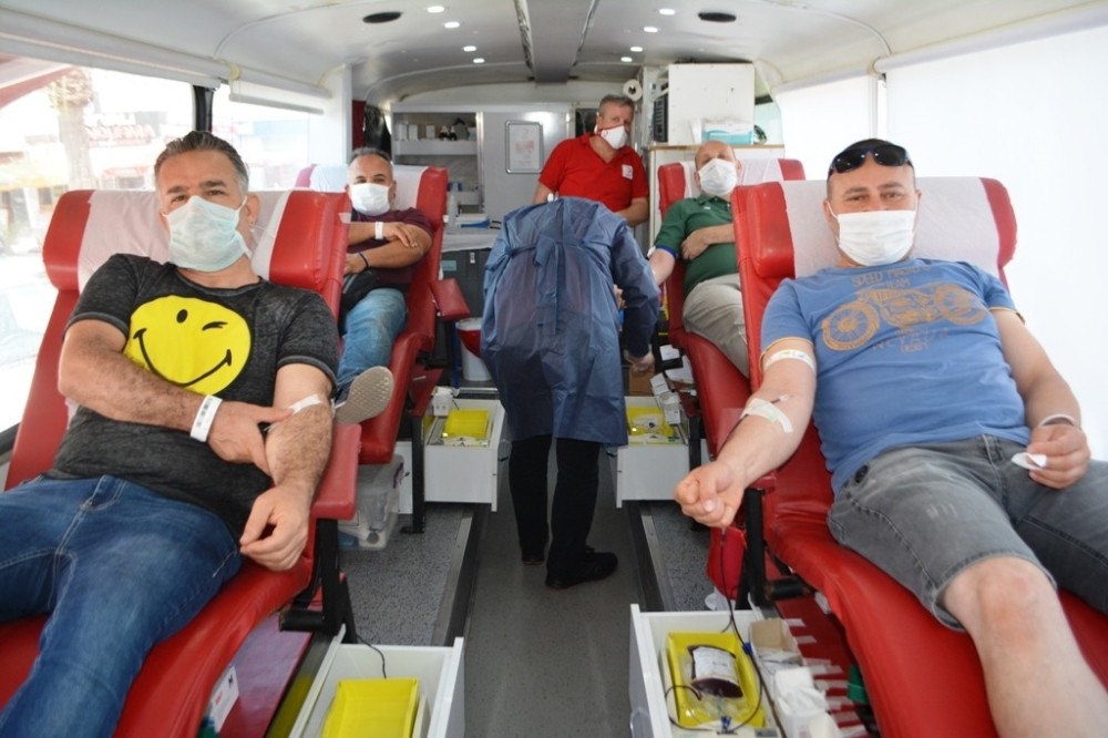 Ayvalık “Minik Uğur” ve tüm lösemililer için kök hücre ve kan bağışına koştu 