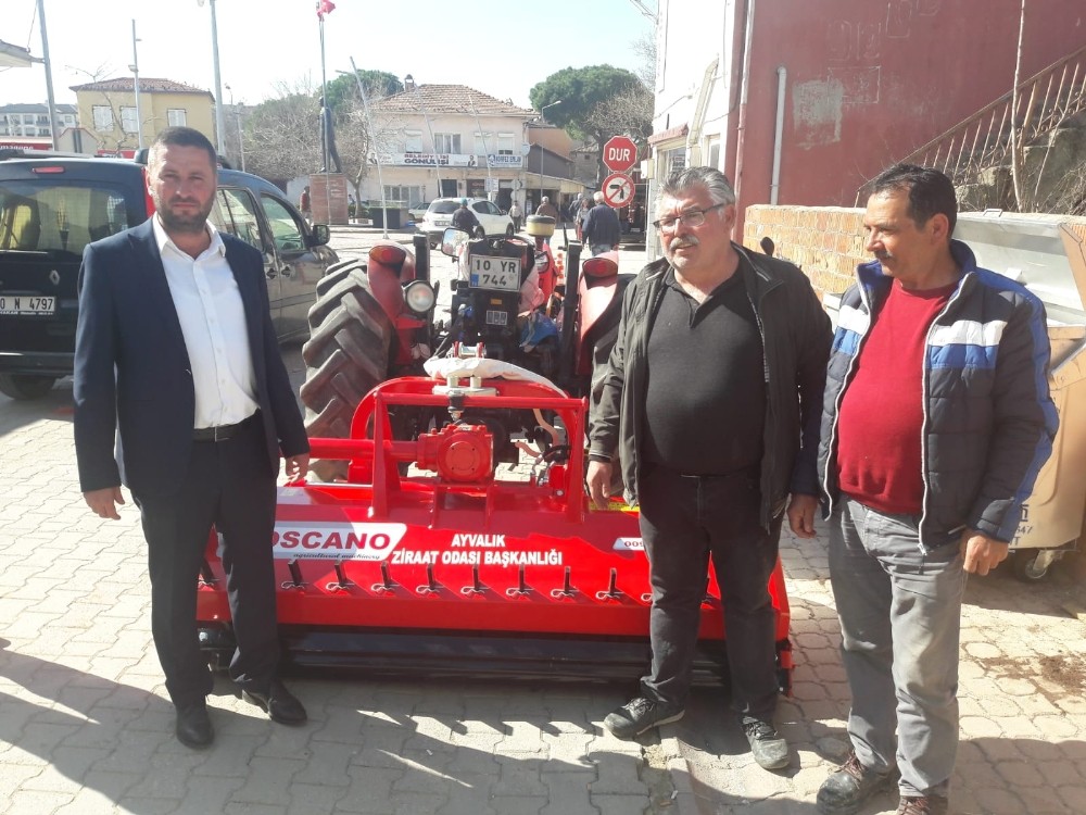 Ayvalık Ziraat Odası’ndan çiftçilere dal parçalama makinesi 