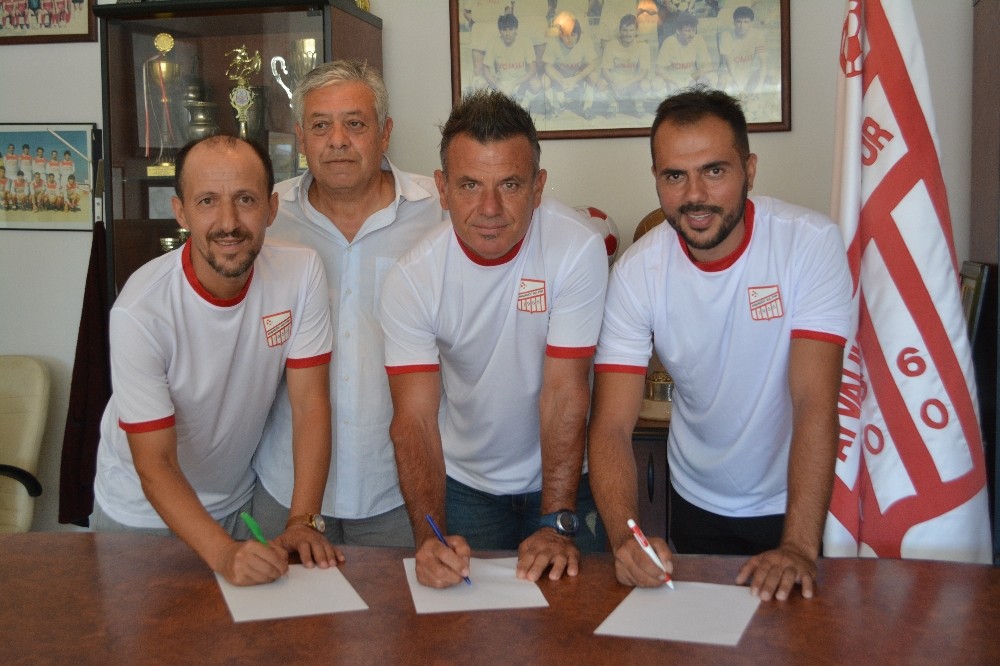 Ayvalıkgücü Belediyespor’un alt yapısı ustalara emanet 
