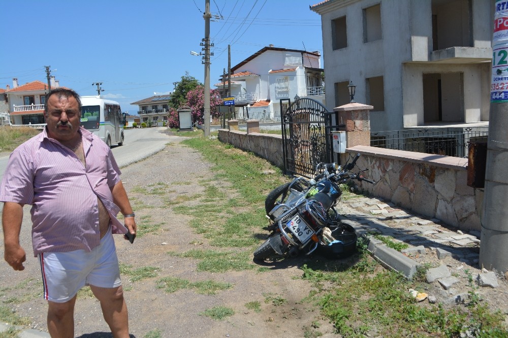 Ayvalık’ta motosikletle otomobil çarpıştı: 1 ölü 