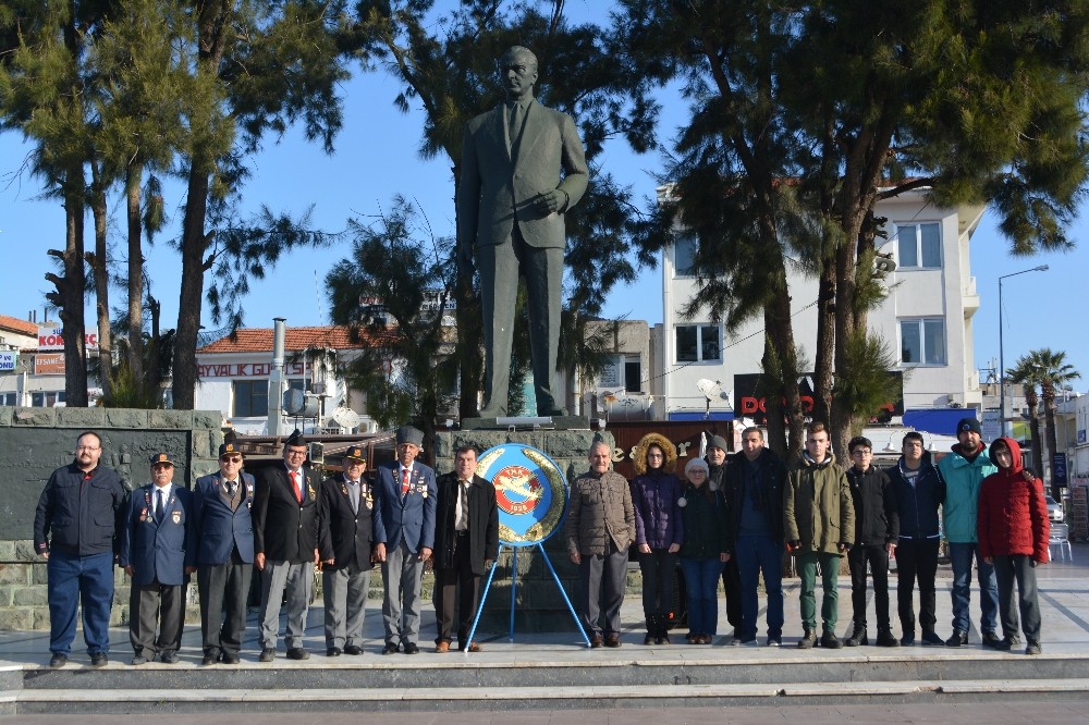Ayvalık’ta THK’nın 95. Kuruluş yıl dönümünü töreni 
