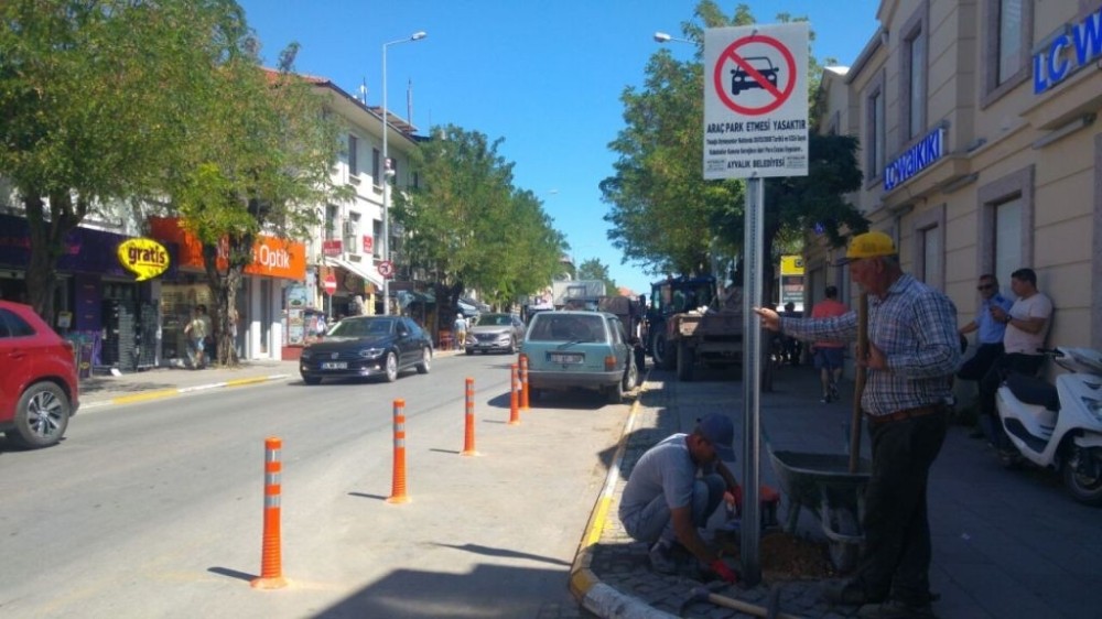 Ayvalık’taki trafik keşmekeşine dubalı çözüm 