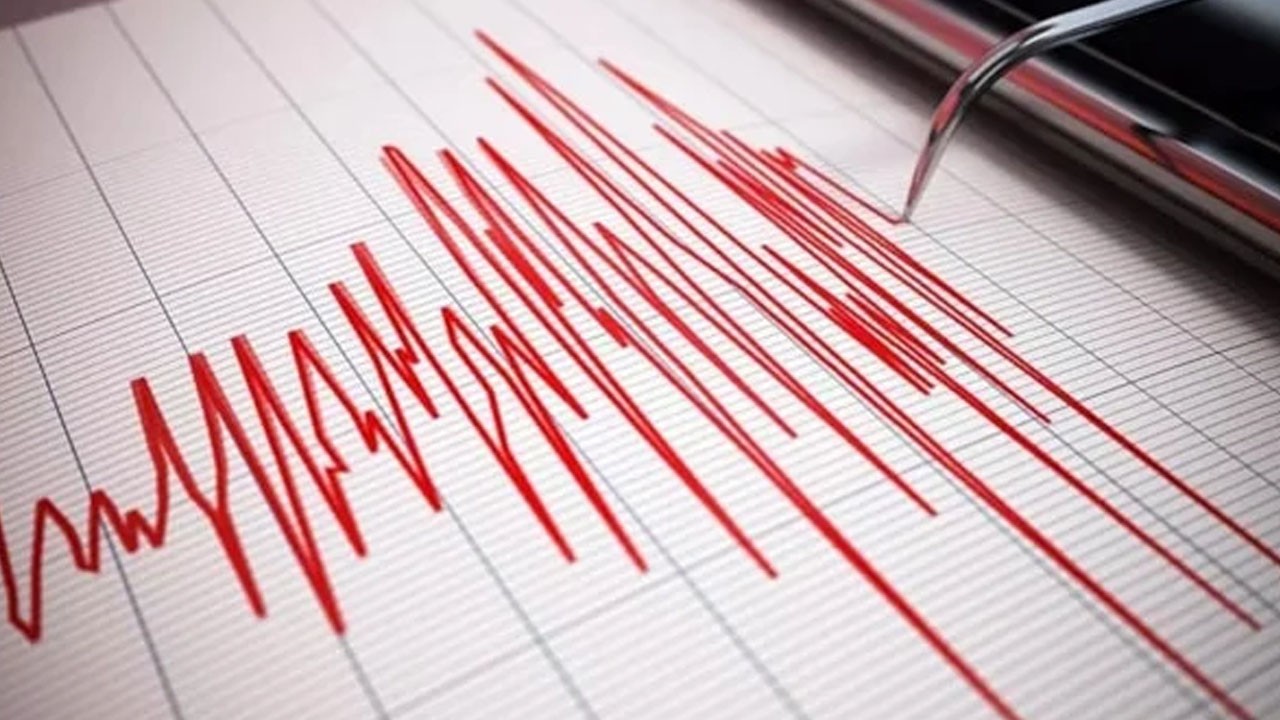 Az önce deprem mi oldu?