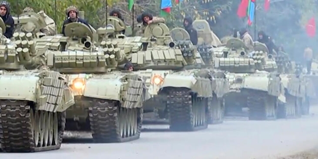 Azerbaycan atamaları yaptı! Karabağ'da seferberlik başladı!