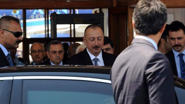 Azerbaycan Cumhurbaşkanı Aliyev İstanbul’da