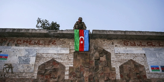 Aliyev işgalden kurtarılan kenti “başkent” ilan etti