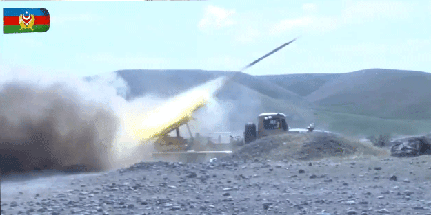 Azerbaycan, düşmanı titreten görüntüleri yayınladı