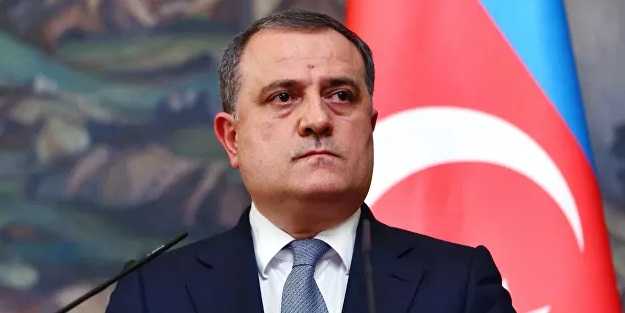 Azerbaycan, skandalı duyurdu: 'İnsanı yardım' adı altında...