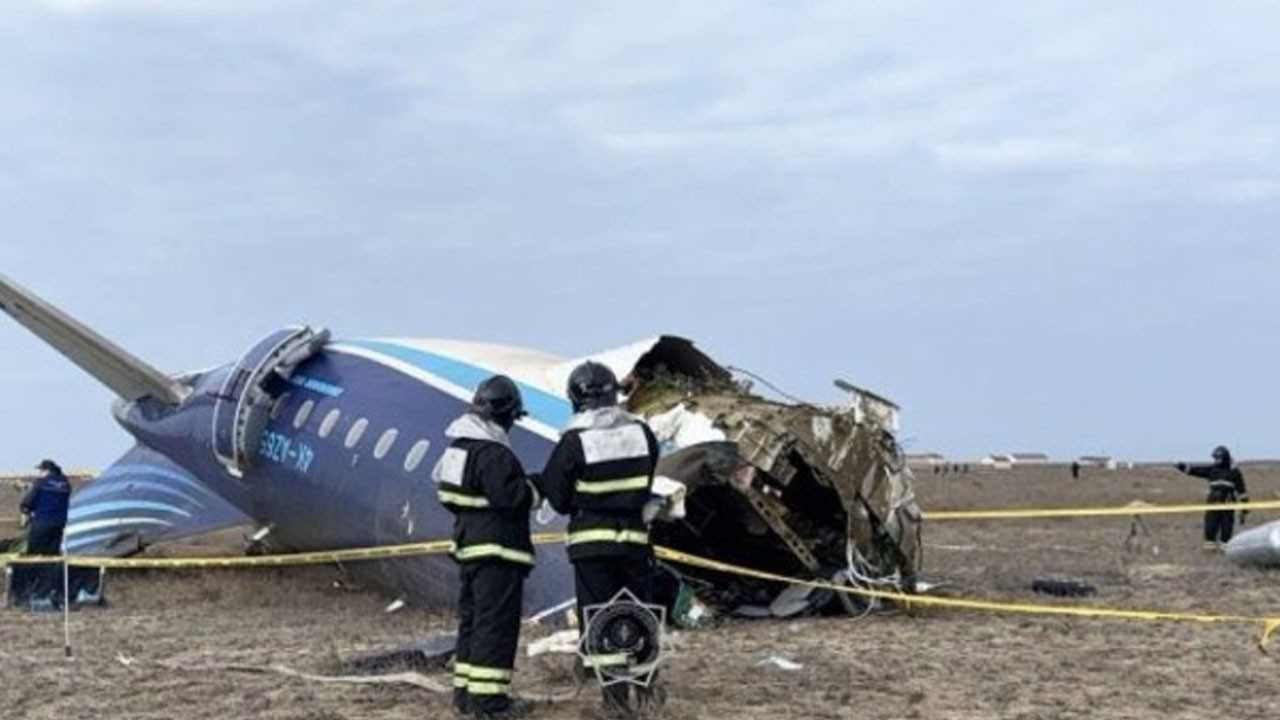 Azerbaycan: Uçak o ülkenin sistemi tarafından düşürüldü