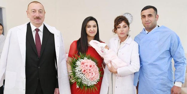 Azerbaycan'da 10 milyonuncu vatandaş sevinci! Aliyev ayağına gitti